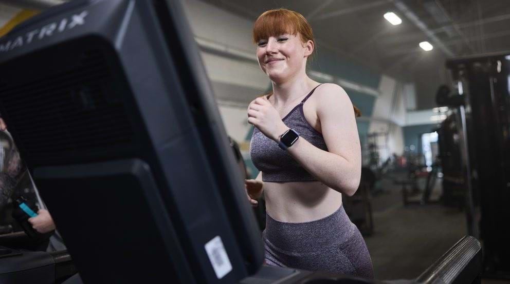 Treadmill vs Rowing Machine: Which is the Best Workout?